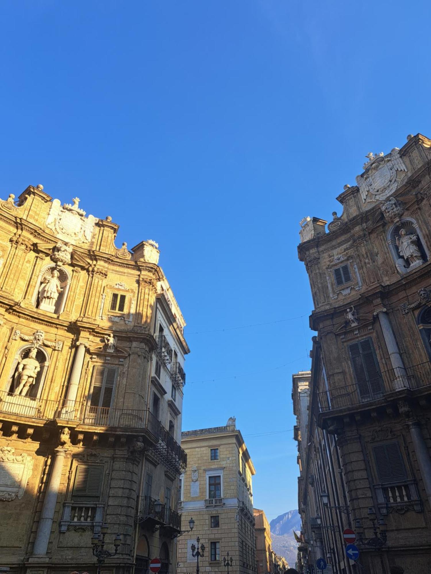 D'Aragona Guest House Palermo Bagian luar foto