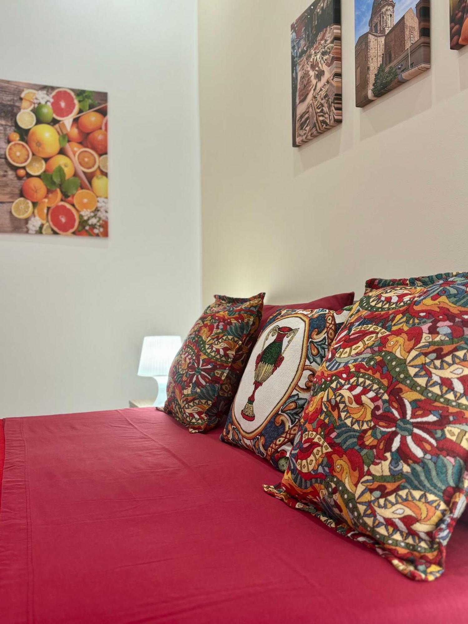 D'Aragona Guest House Palermo Bagian luar foto