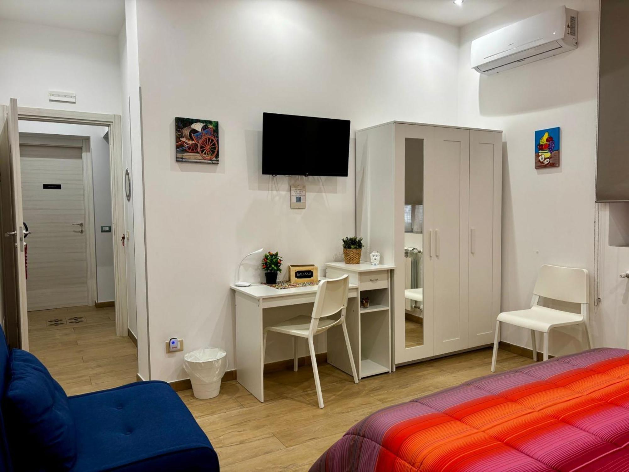 D'Aragona Guest House Palermo Bagian luar foto